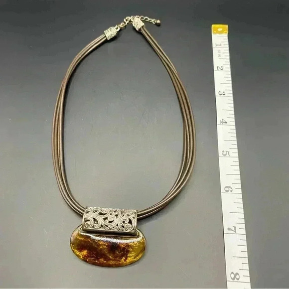 VGT Choker Necklace with Silver-tone & Topaz-Colored Pendant - Picture 5 of 9